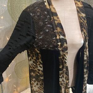 MULTIPLES. Beautiful, One of a kind piece. Womens L. NWOT